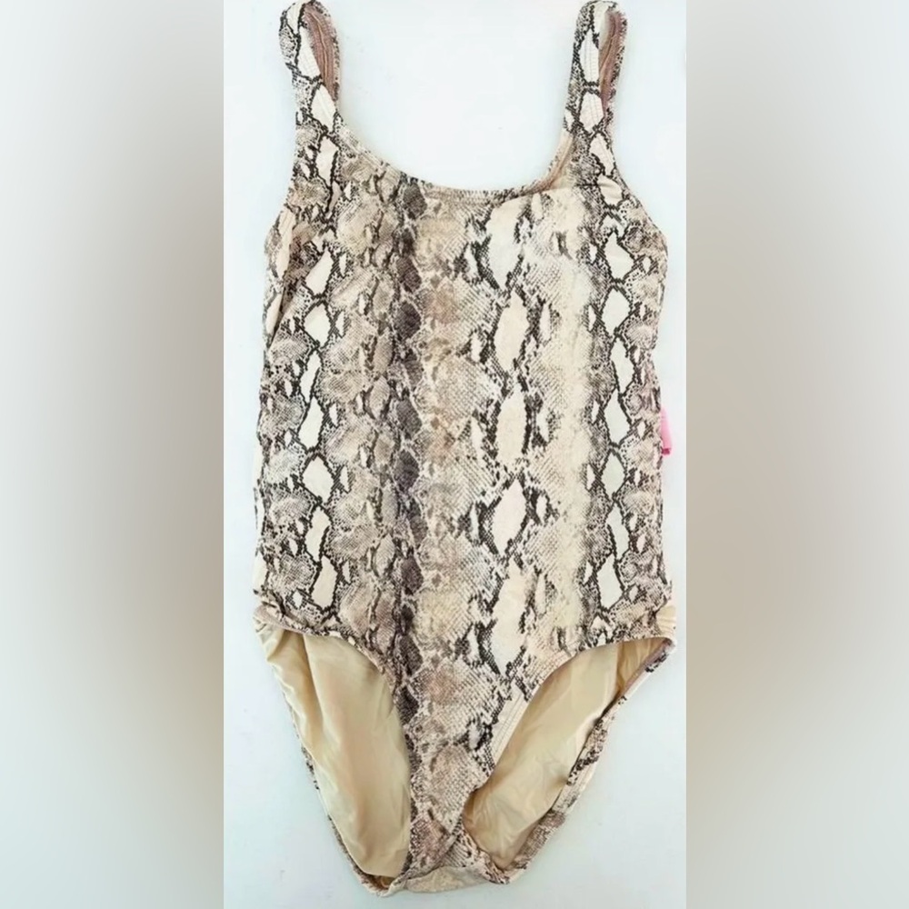 Girls PQ sz.6 Swim suit